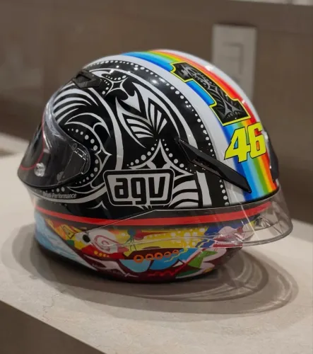 AGV PISTA WORLD TITLE 2002