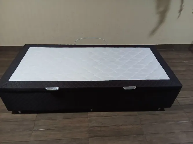 Cama box com baú de solteiro com colchão 