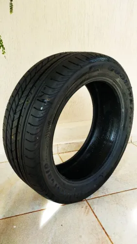 Goodyear efficientgrip 215/50r17