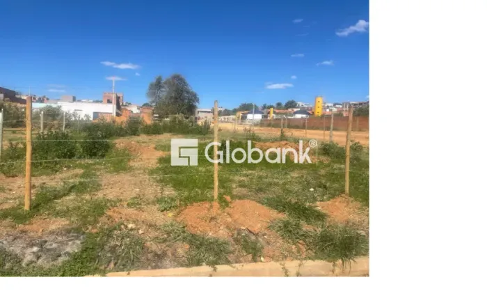 Terreno residencial à venda em Vila Real, Montes Claros 200 m²