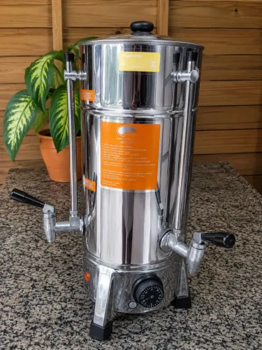 Cafeteira elétrica industrial