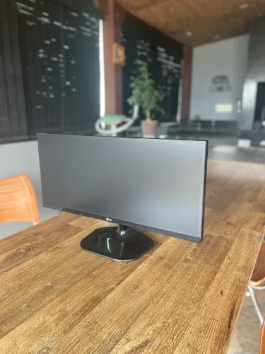 Monitor LG gamer 25 polegadas (full HD )