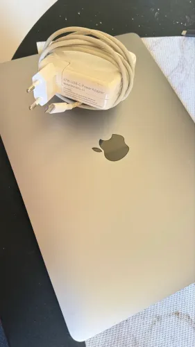 MacBook Air 2020