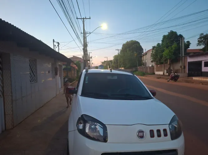 Fiat Uno Vivace/rua 1.0 EVO Fire Flex 8V 5P 2014
