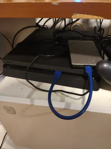 Playstation 4 desbloqueado versão 9.0 com 1 controle