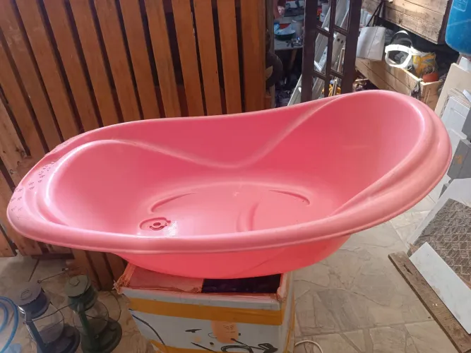 Banheira bebê Rosa