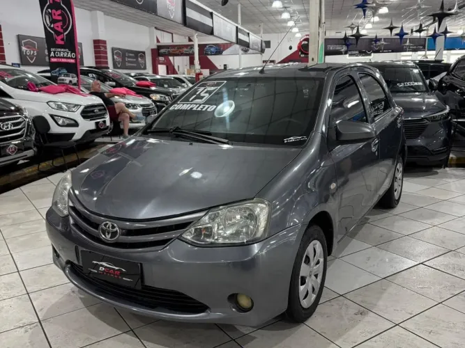 Toyota Etios XLS 1.5 Flex 16V 5P Mec. 2015