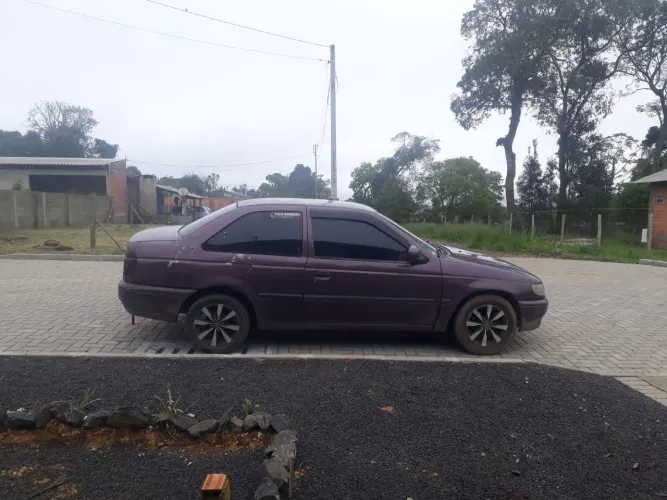 Volkswagen Logus GLI / GL 1.8 (álcool) 1994