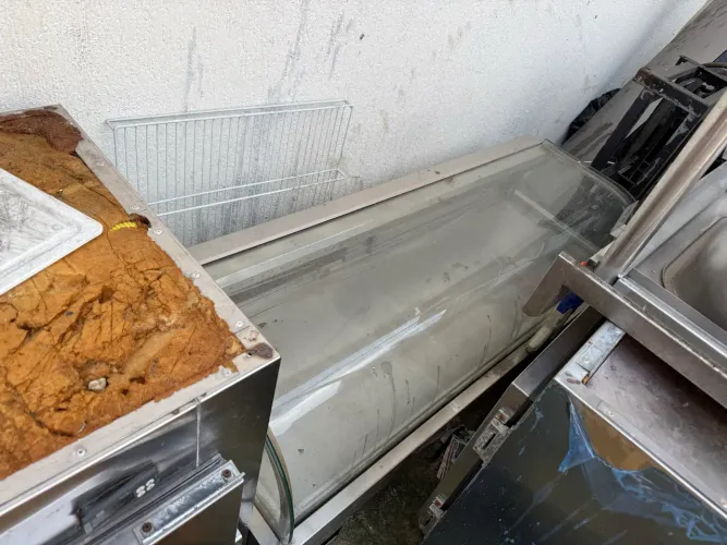 Vendo urgente sucata de inox