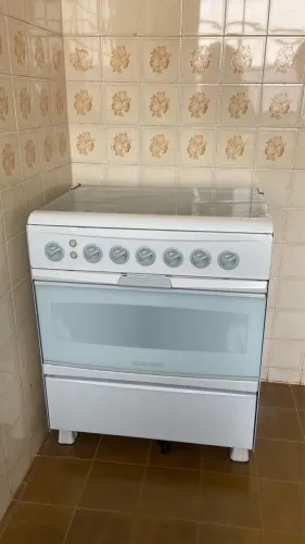 Vendo fogão 6 bocas 