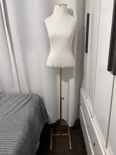 Manequim Feminino Busto 