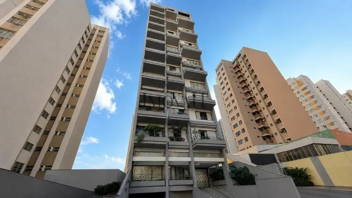 Apartamento Cobertura Duplex com 193,49 m² privativos no Centro de Londrina.