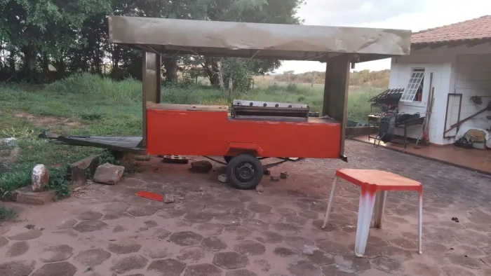 VENDO CARRETINHA DE LANCHES-FILÉ PRA LUCRAR 