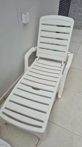 Espreguiçadeira plastico