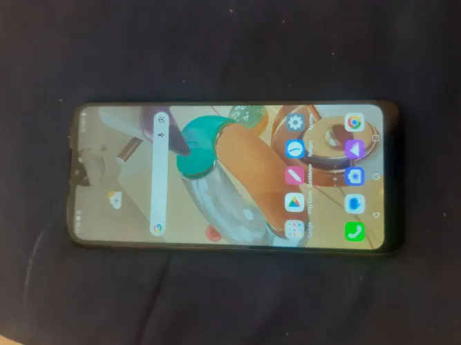 Celular LG k41s 32 gigas conservado bateria em ótimo estado funcionando perfeitamente