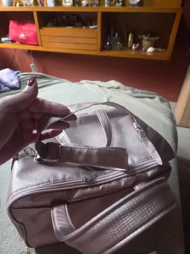 Linda bolsa expositora de Semijoias