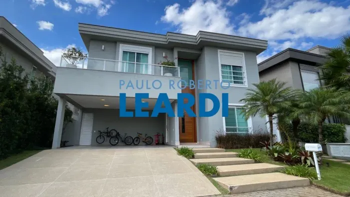 CASA EM CONDOMÍNIO - TAMBORÉ 10 - SP