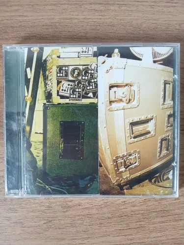CD Garage Fuzz - 3500 Days Alive