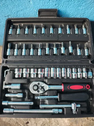 KIT DE FERRAMENTAS 46 PEÇAS COMPLETO - COM CATRACA E MALETA!