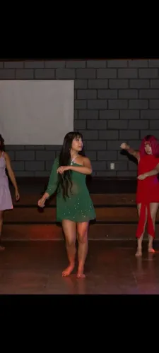 Vestido de debutante longo e da pista