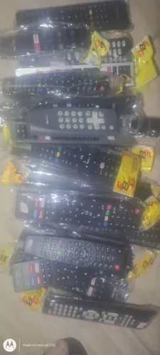 Vários controles de TV universal