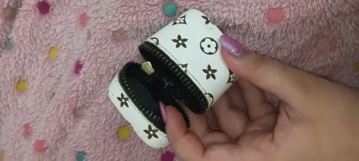 Case pra fone de couro e da dior