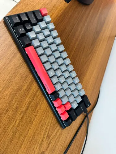 TECLADO MECÂNICO 