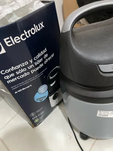 aspirador de pó e água electrolux