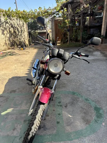 YBR 125 E - 2003 (Aceito Cartão)