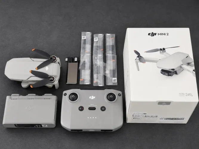 Drone DJI mini 2 + Combo Fly More
