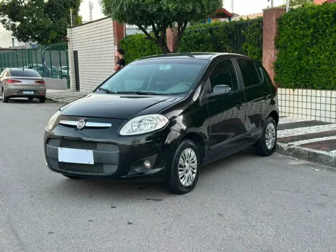 Fiat Palio Attractive 1.0 EVO Fire Flex 8V 5P 2013