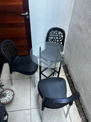 Mesa vidro + cadeiras