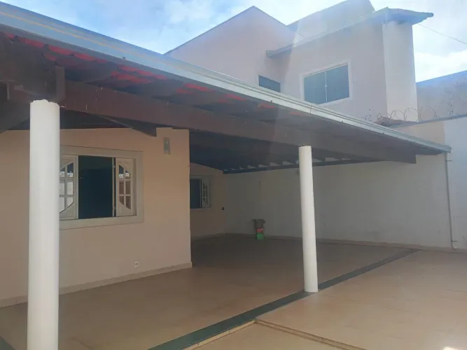 Casa de alto padrão no jardim Planalto