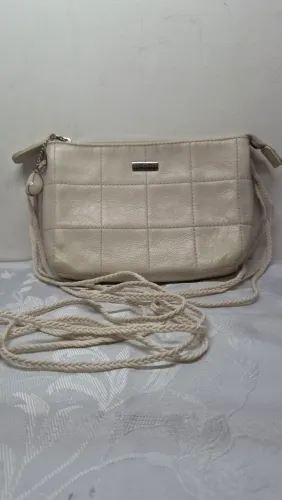 Bolsa Constance couro transversal marfim