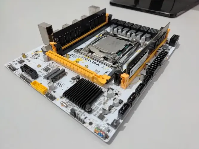 Kit Intel Xeon E5-2650v4 + 16GB RAM DDR4 + Placa X99 3 slots NVMe