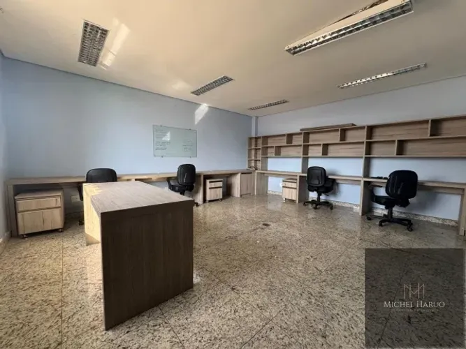 Prédio Corporativo p/ Locação com galpão, 541,34 m² construídos - Vieiralves, Manaus Am