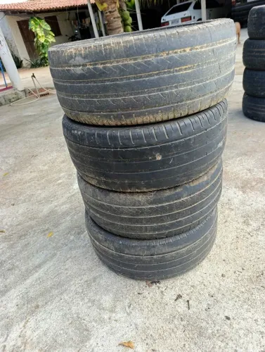 Pneus 225/45/17