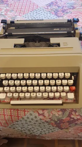 Maquina olivetti vintage