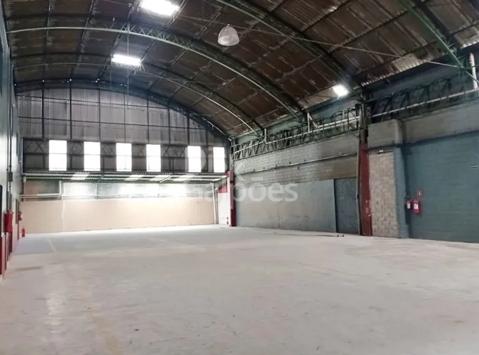 Galpão Industrial para locação - Paulicéia