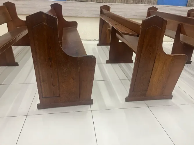 Banco de igreja