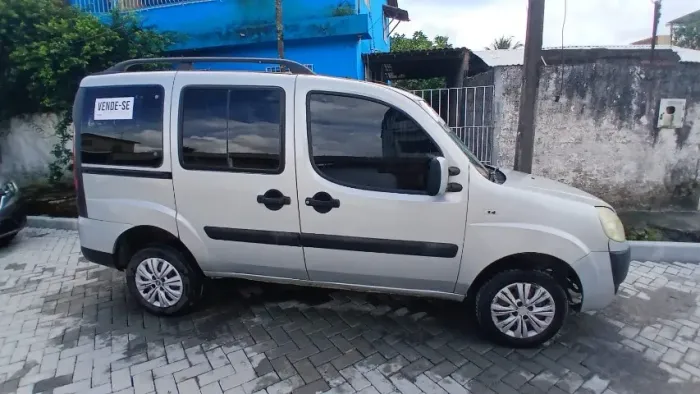 Fiat Doblo ELX 1.4 MPI Fire Flex 8V 4P 2011