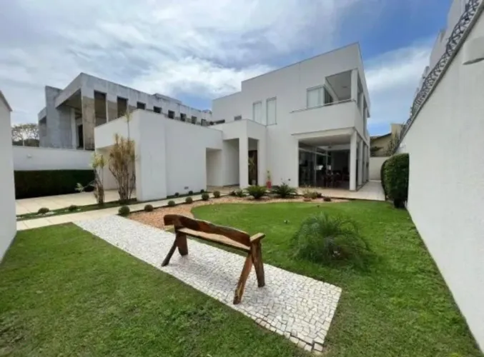 Casa com 3 dormitórios para venda no bairro Plano Diretor Sul