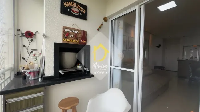Apartamento com varanda com churrasqueira, 1 suite e 2 vagas - Av Dom Jaime - Planalto - S
