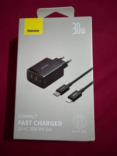 Carregador Baseus 30w 3 Portas com fio para iPhone