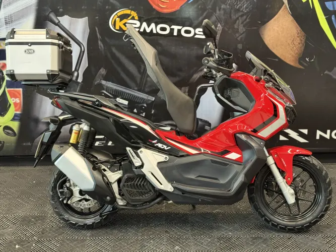 Honda ADV 150 ABS 2023/23 Freio ABS, Chave presencial, Bau traseiro