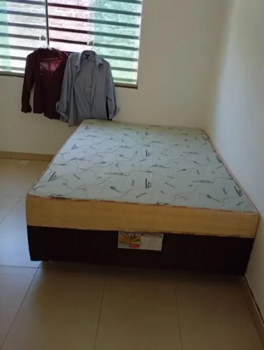 Cama box