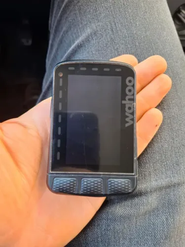 Vendo Ciclocomputador wahoo roam v2