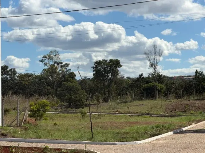 OPORTUNIDADE LOTE COND FECHADO