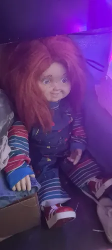 BONECO CHUCKY 86CM EM VINIL 