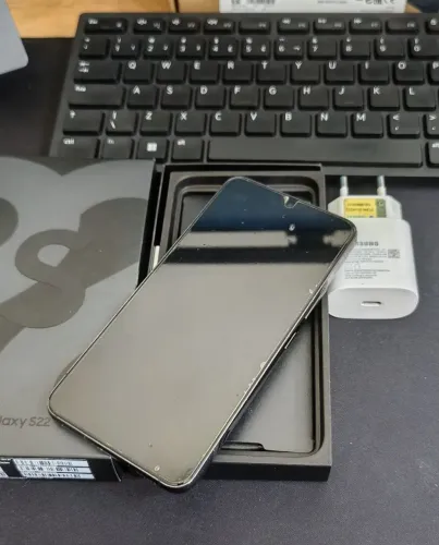 Sansung S22 128GB + Samsung Galaxy Watch5 LTE 40mm